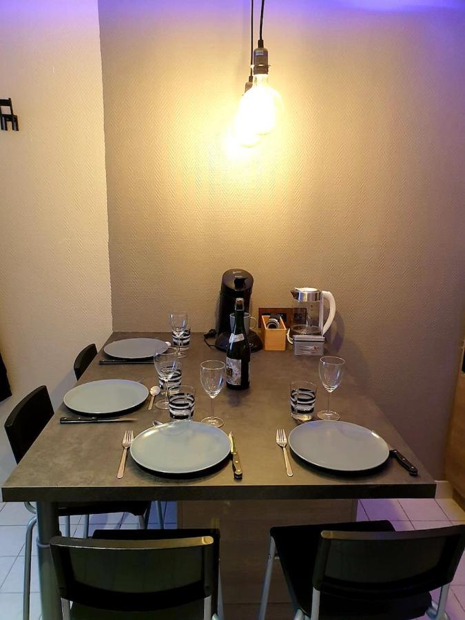 Le Cosy Apartment Vannes Bagian luar foto